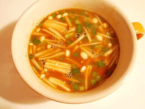 ウェイパー味付け★レトルトカレーで中華スープ